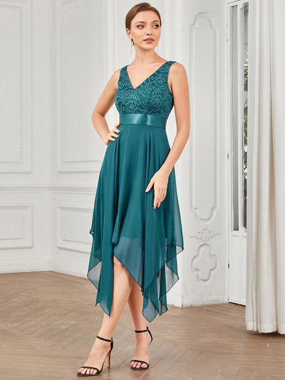 ever COSTA|Robe mariage invitée en dentelle à col en V mi-longue fluide
