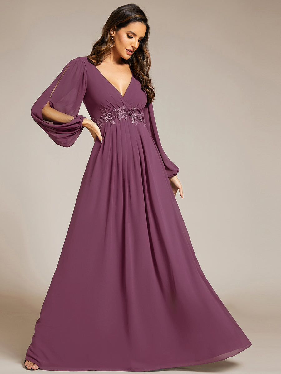 Robe de Soiree Longue Elegante Avec Lanterne en V Profond a Manches Fendues et Appliques #Couleur_Prune Foncée