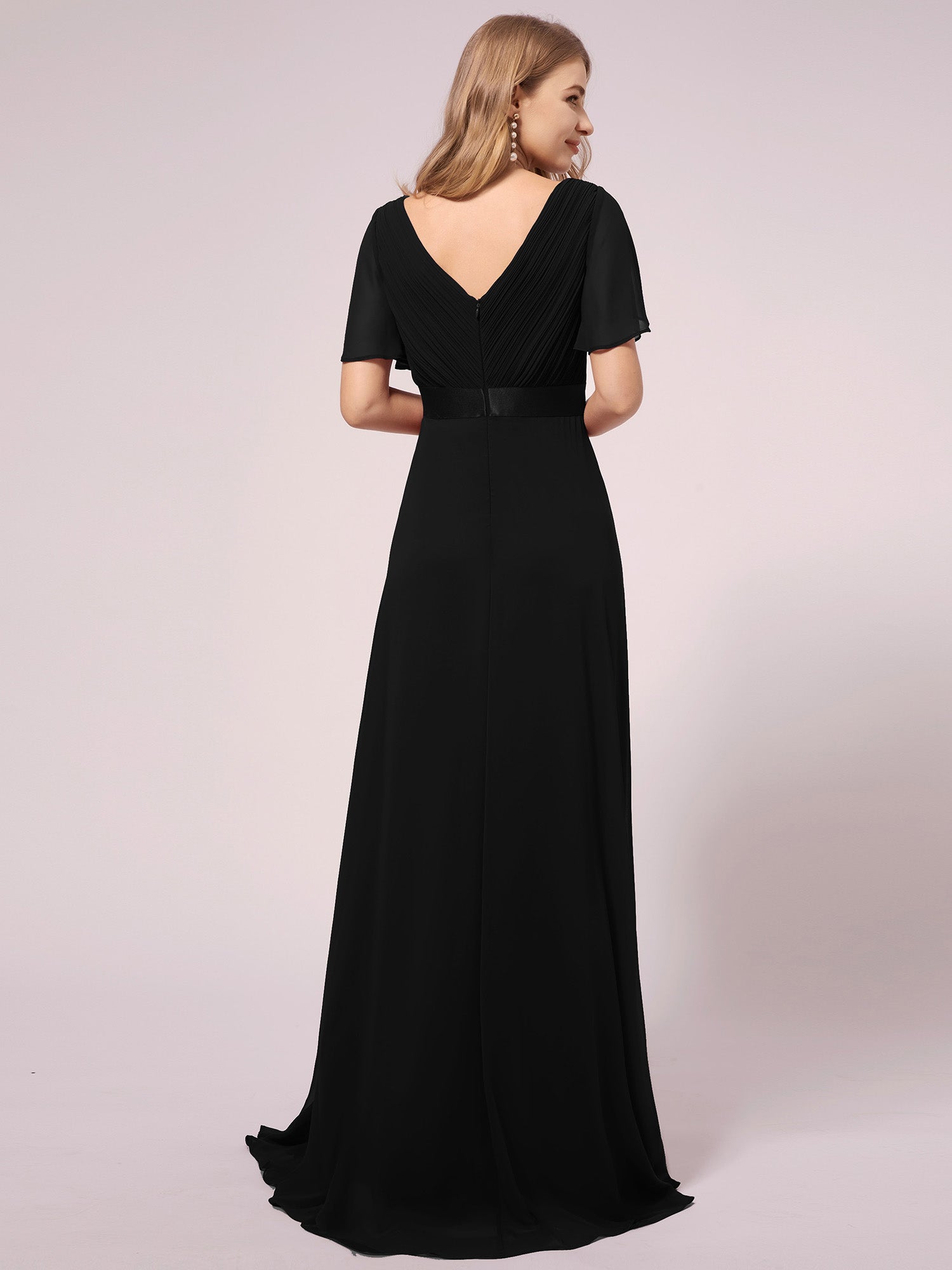 Robe de maternité en mousseline simple à manches volantées #Couleur_Noir