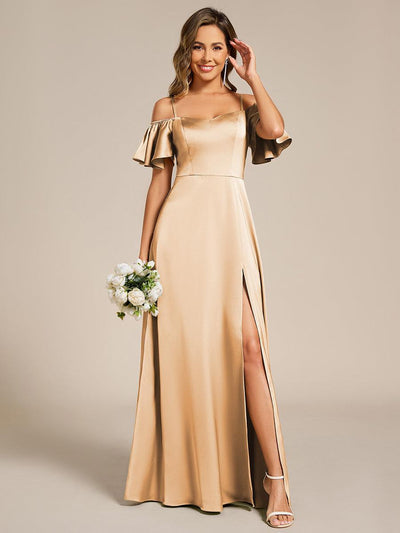Robe de demoiselle d'honneur en satin à manches courtes et épaules dénudées