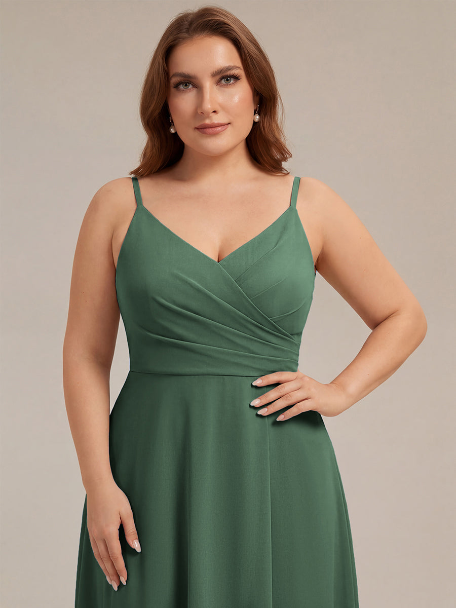 Robe de demoiselle d'honneur plissée à bretelles minces et encolure en V #Couleur_Eucalyptus