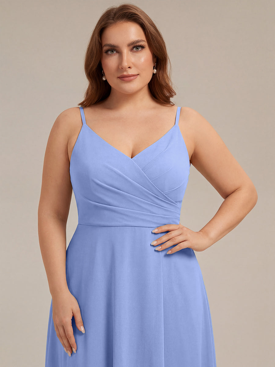 Robe de demoiselle d'honneur plissée à bretelles minces et encolure en V #Couleur_FB
