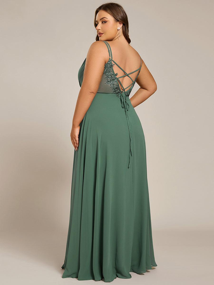 Robe demoiselle d'honneur mousseline et dentelle dos nu bretelles fines #Couleur_Eucalyptus