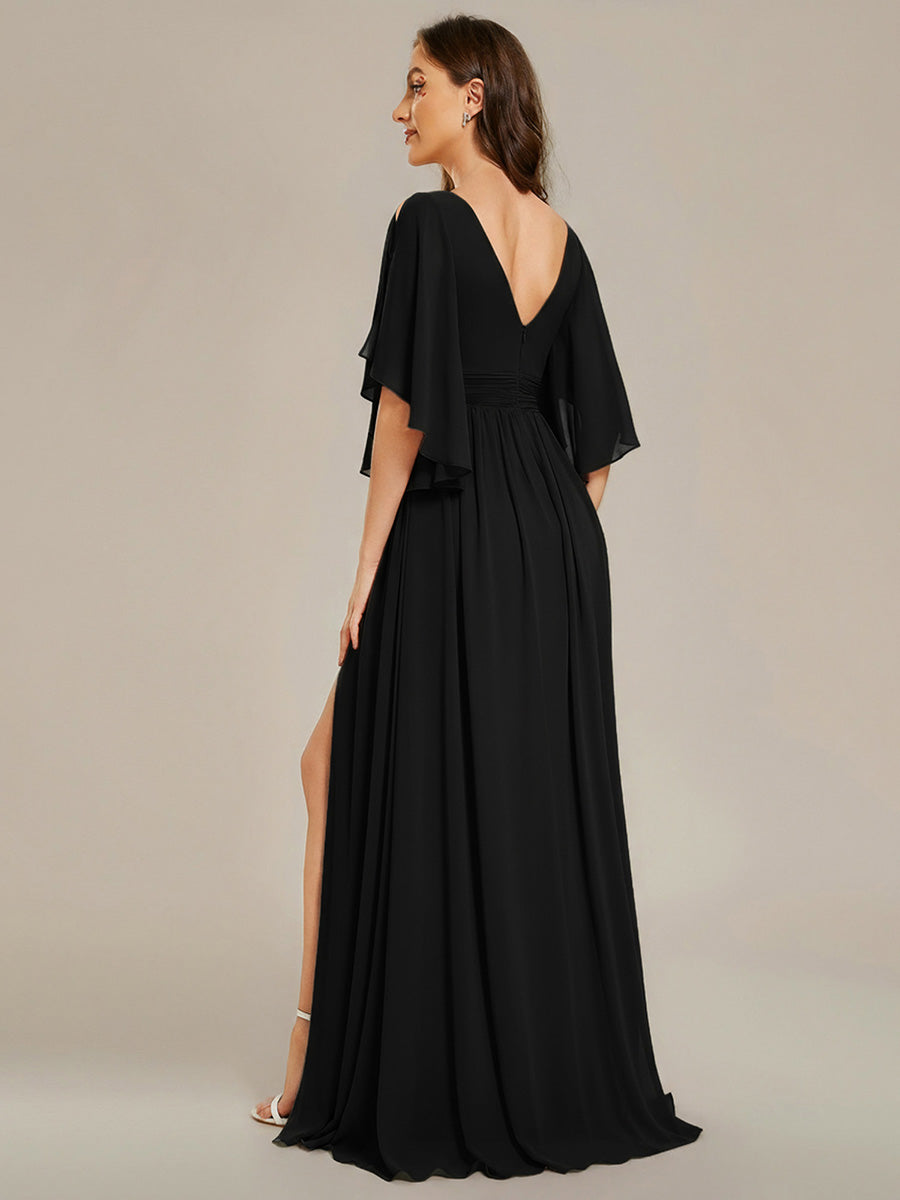 Robe Curvy en mousseline plissée Col V manches mi-longues #Couleur_Noir