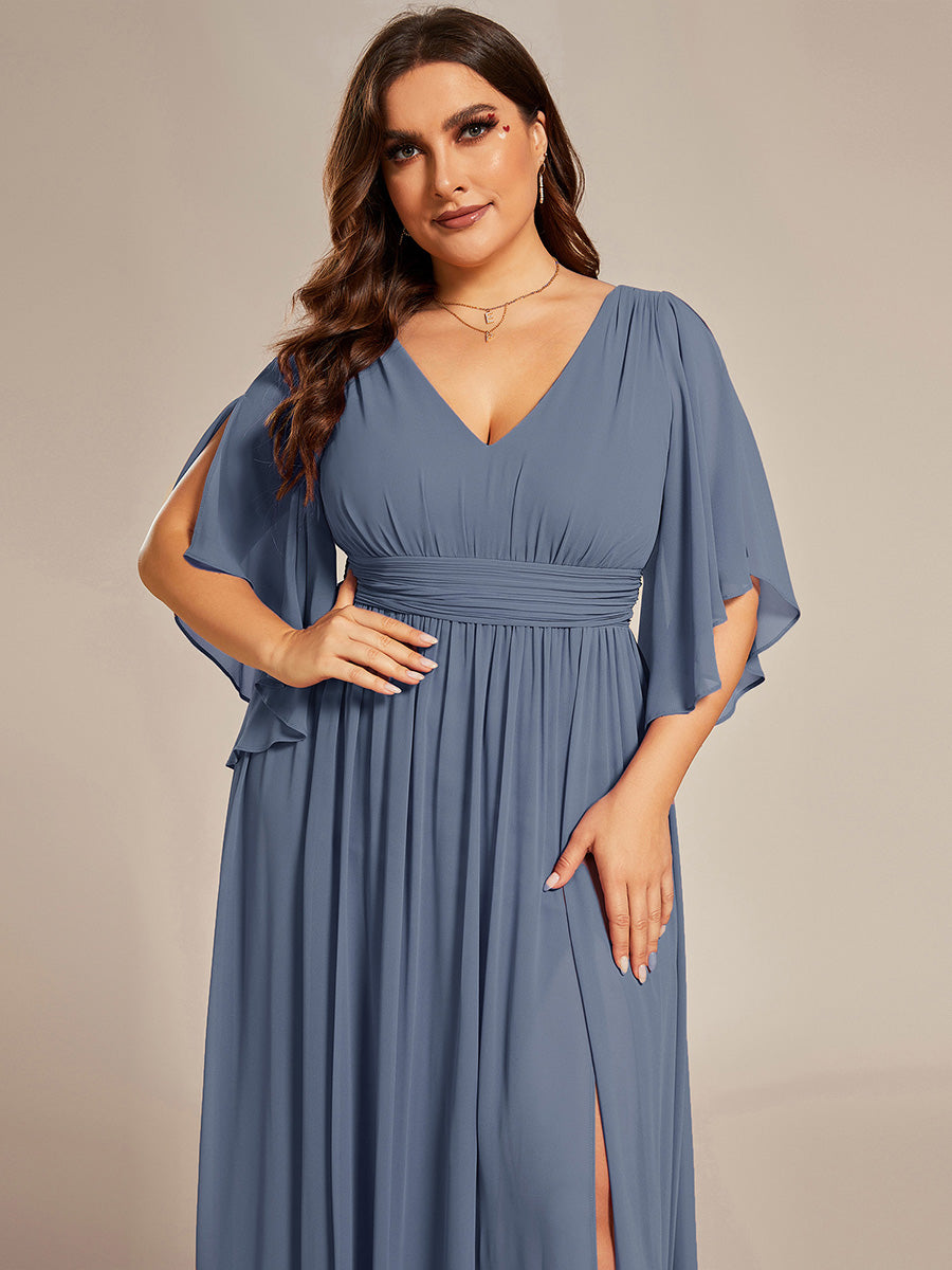 Robe Curvy en mousseline plissée Col V manches mi-longues #Couleur_Marine Fume