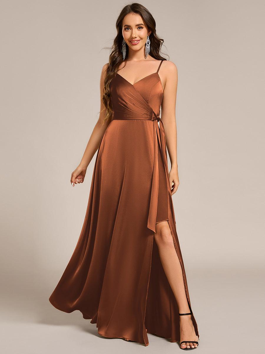 Robe de demoiselle d'honneur fendue en satin à bretelles #Couleur_Brun