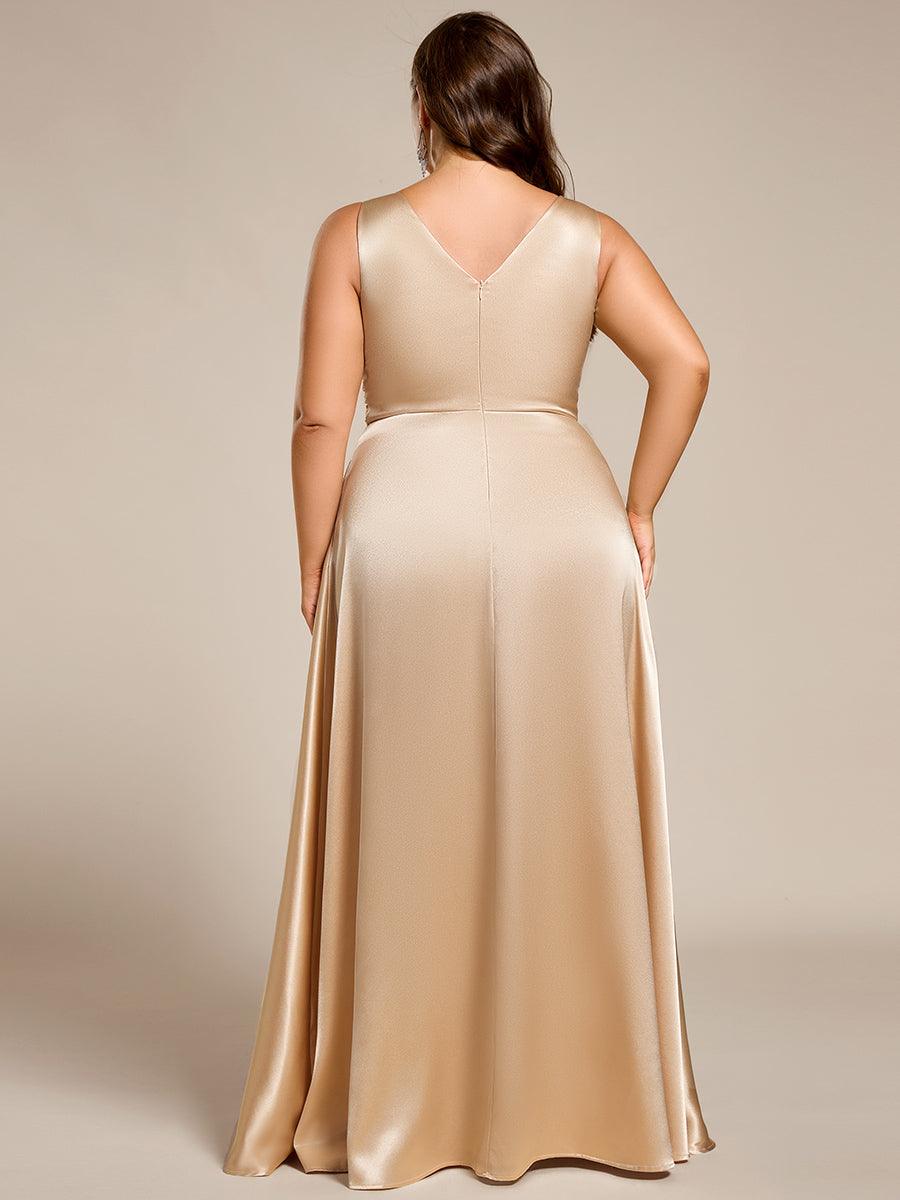 Robe de demoiselle d'honneur fendue en satin sans manches à col en V #Couleur_ #Couleur_Charbon