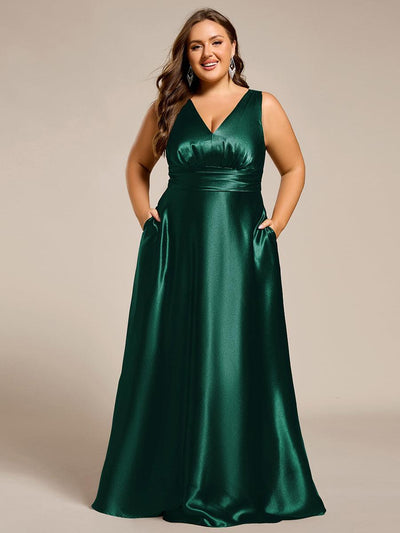 pretty INDY|Grande Taille Robe de demoiselle d'honneur fendue en satin sans manches à col en V