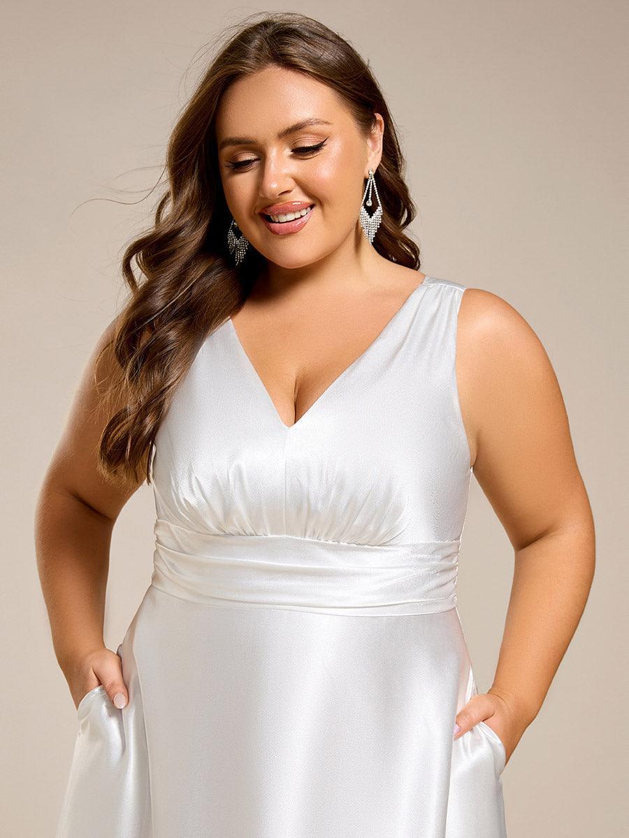 Robe de demoiselle d'honneur fendue en satin sans manches à col en V #Couleur_ #Couleur_Blanc