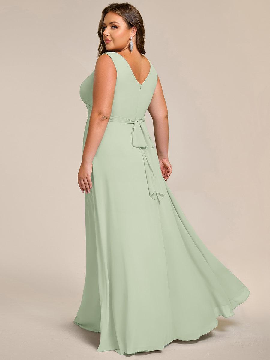 Robe de demoiselle d'honneur longue en mousseline plissée sans bretelles à col en V #Couleur_Menthe Verte