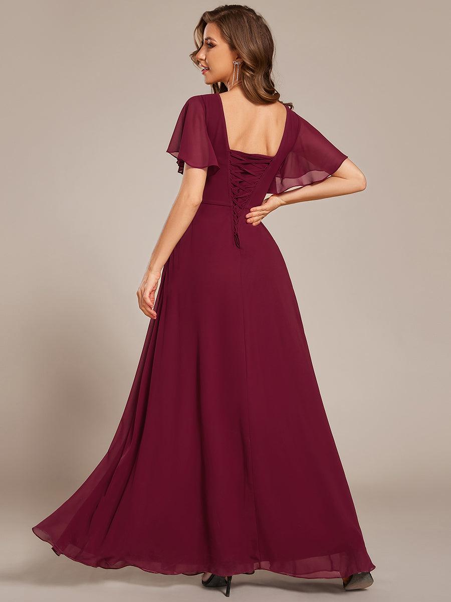 Robe longue de demoiselle d'honneur en mousseline à col en V #Couleur_Bordeaux
