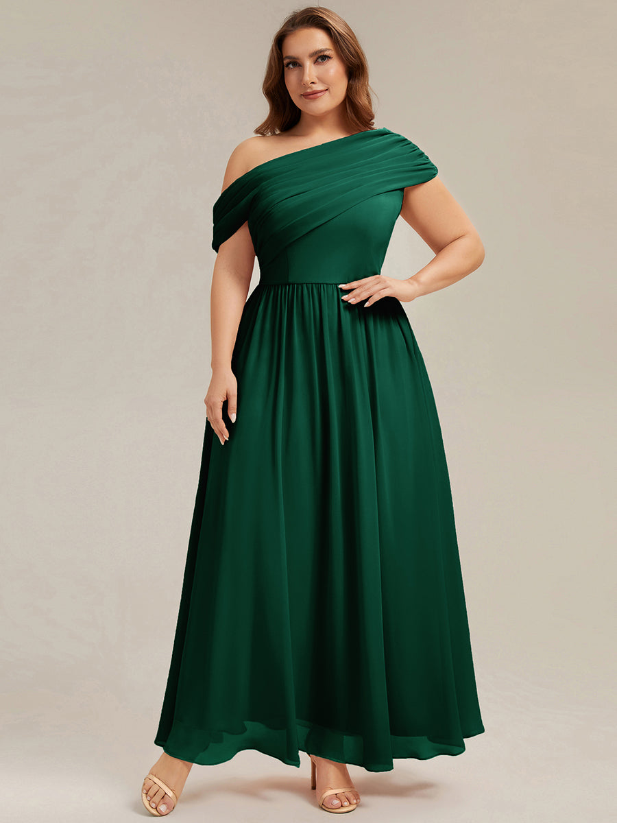 Robe longue asymétrique sans bretelles en A avec détail froncé #Couleur_Vert Fonce