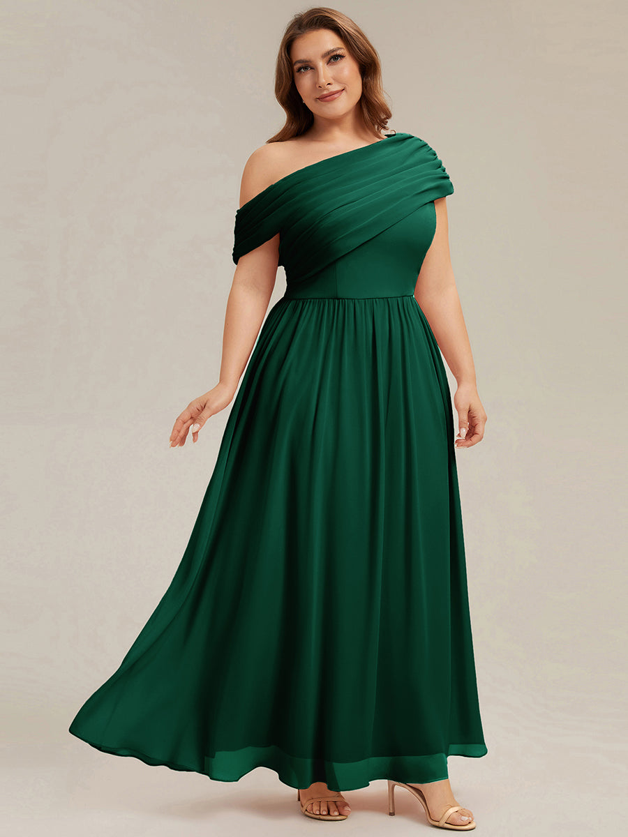 Robe longue asymétrique sans bretelles en A avec détail froncé #Couleur_Vert Fonce