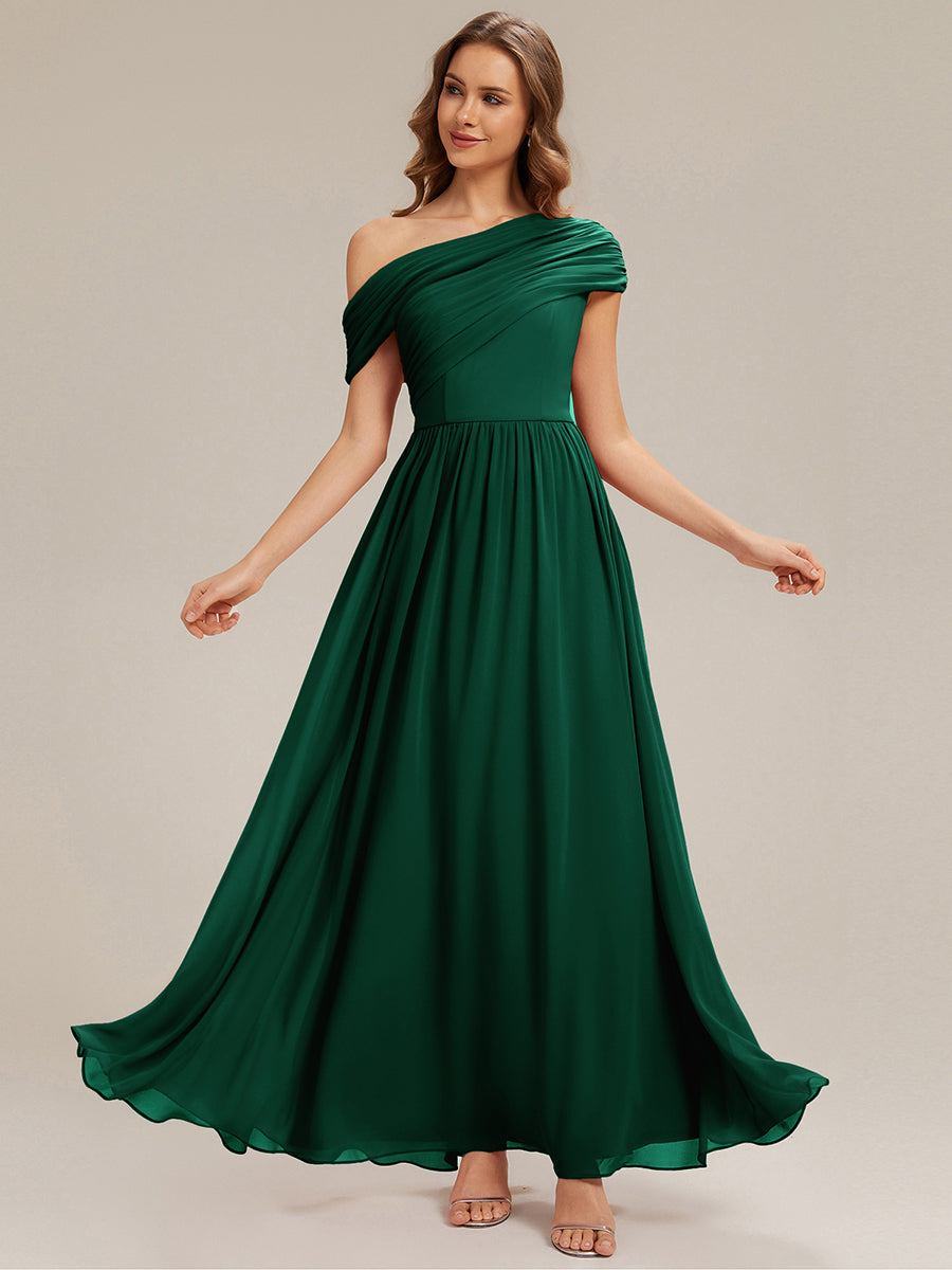 Robe longue asymétrique sans bretelles en A avec détail froncé #Couleur_Vert Fonce