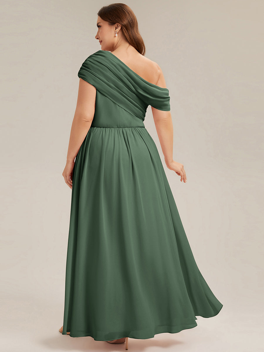 Robe longue asymétrique sans bretelles en A avec détail froncé #Couleur_Eukalyptus Grün