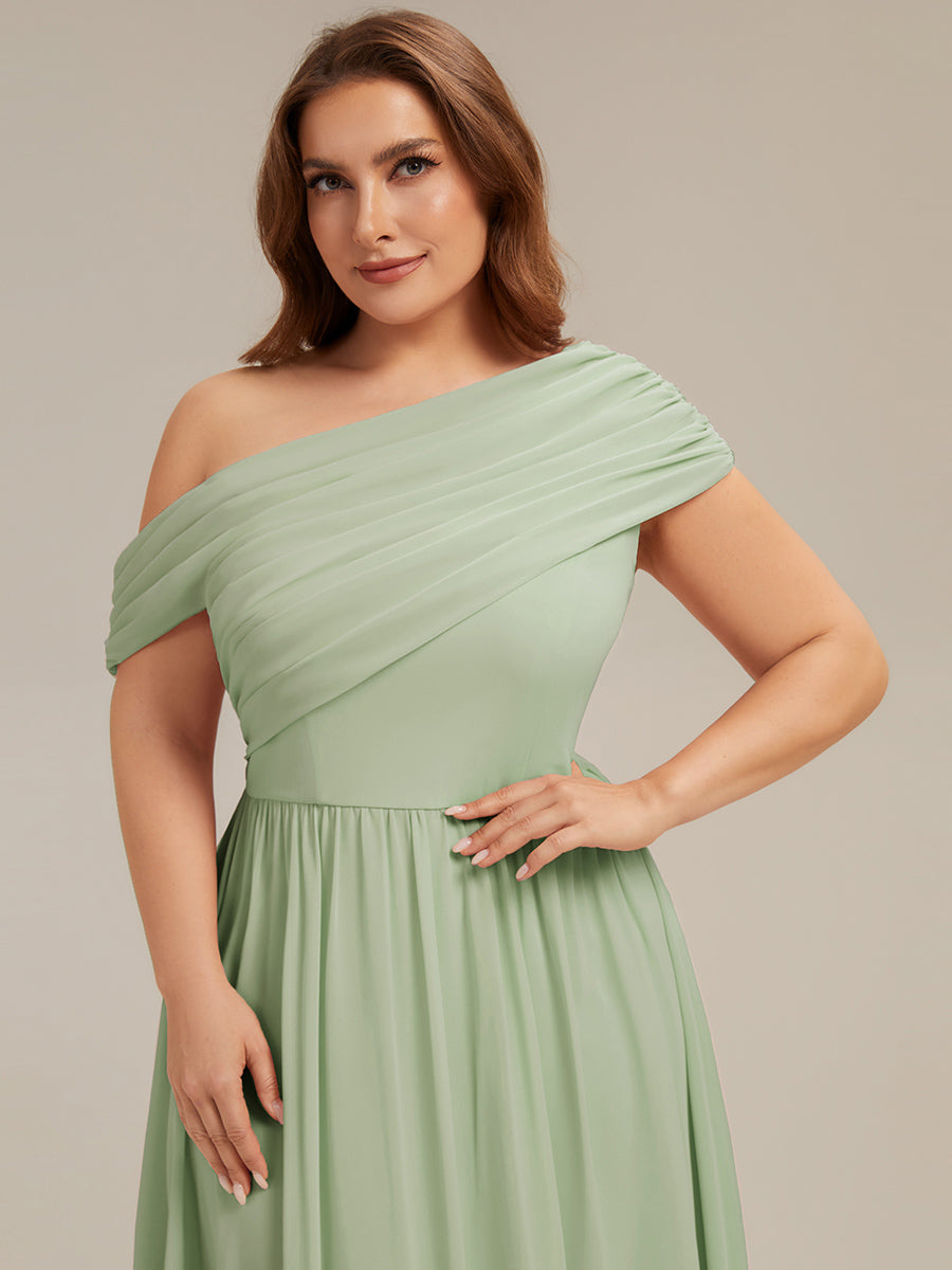 Robe longue asymétrique sans bretelles en A avec détail froncé #Couleur_Menthe Verte