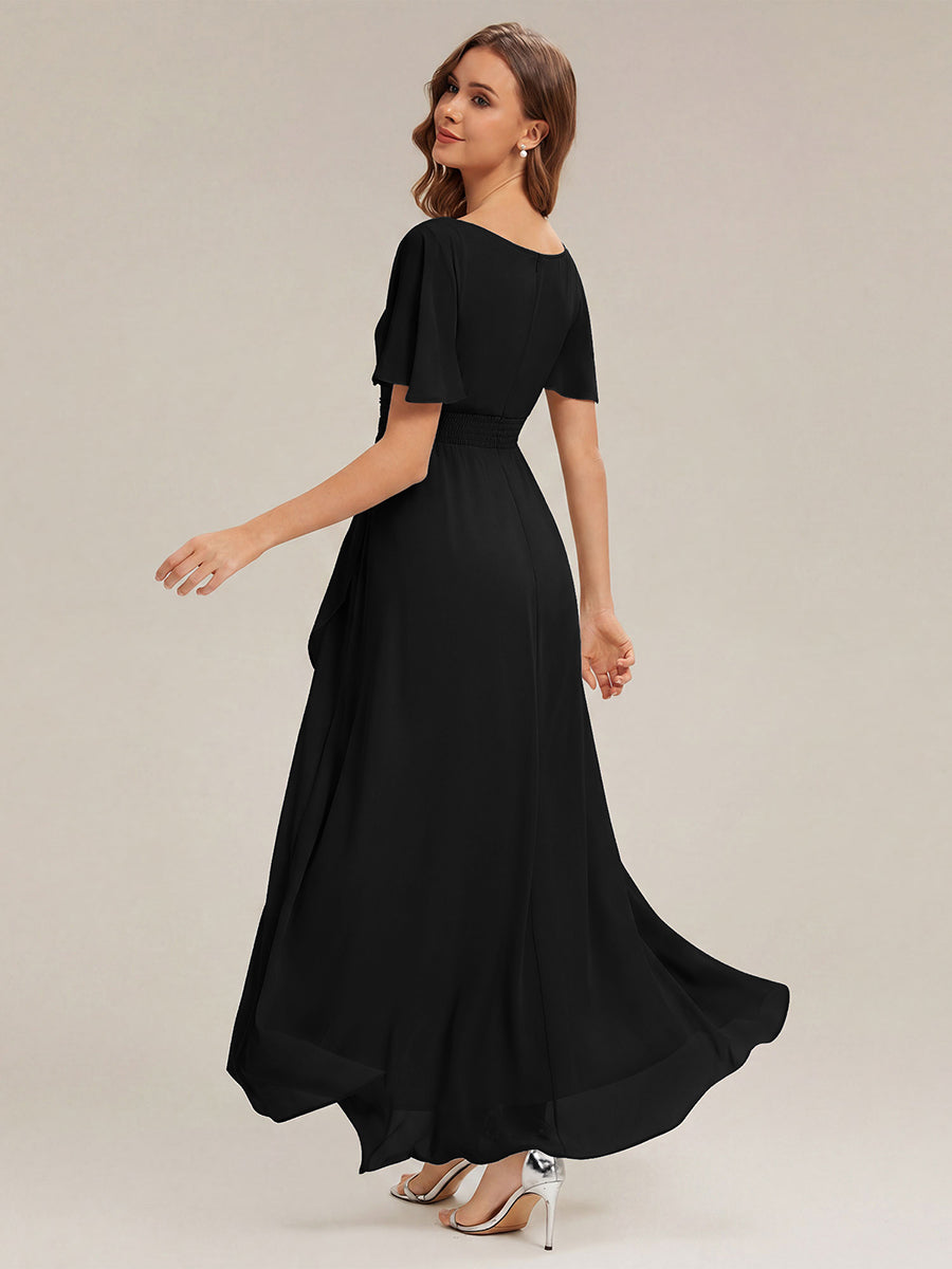 Robe asymétrique sans manches à volants avec détails plissés et ourlet haut bas #Couleur_Noir
