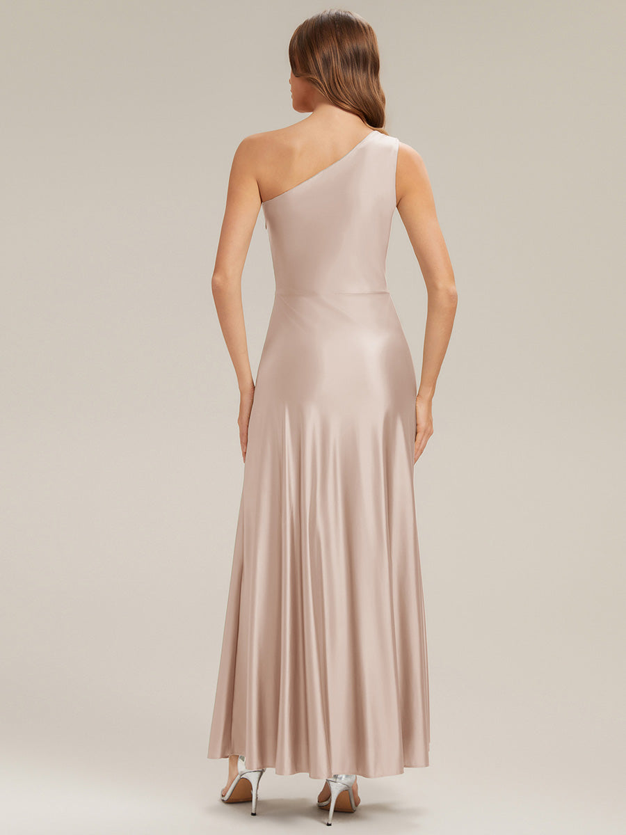 Robe longue à une épaule sans manches en A avec fente haute et détail noué #Couleur_Champagner