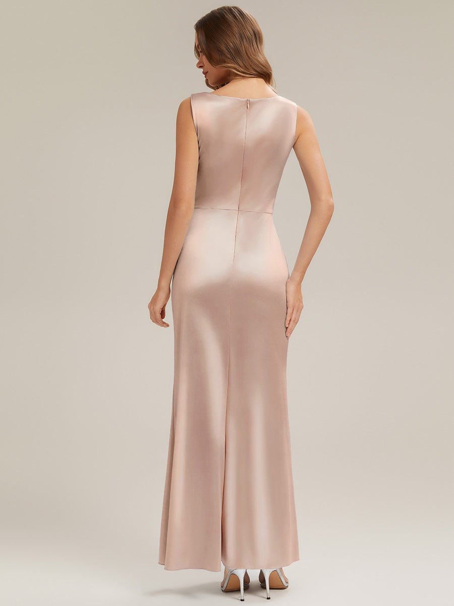 Robe sirène longue sans bretelles en stretch avec col drapé et fente haute sur la cuisse #Couleur_Charbon
