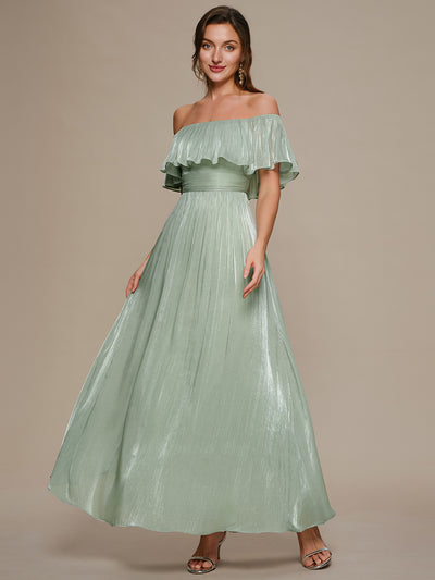 Robe longue à volants à épaules dénudées à manches courtes en forme de A