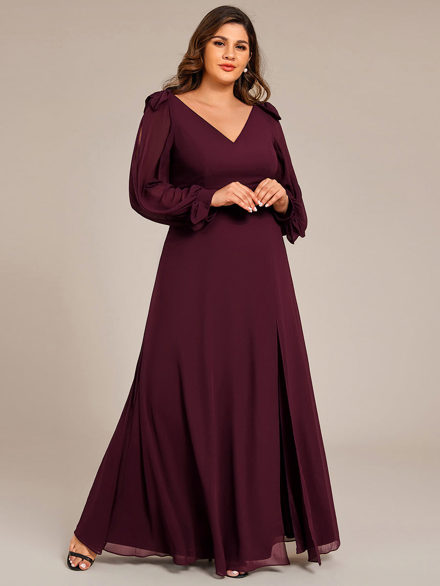 Robe de demoiselle d'honneur fendue à manches longues et col en V de grande taille #Couleur_Pourpre