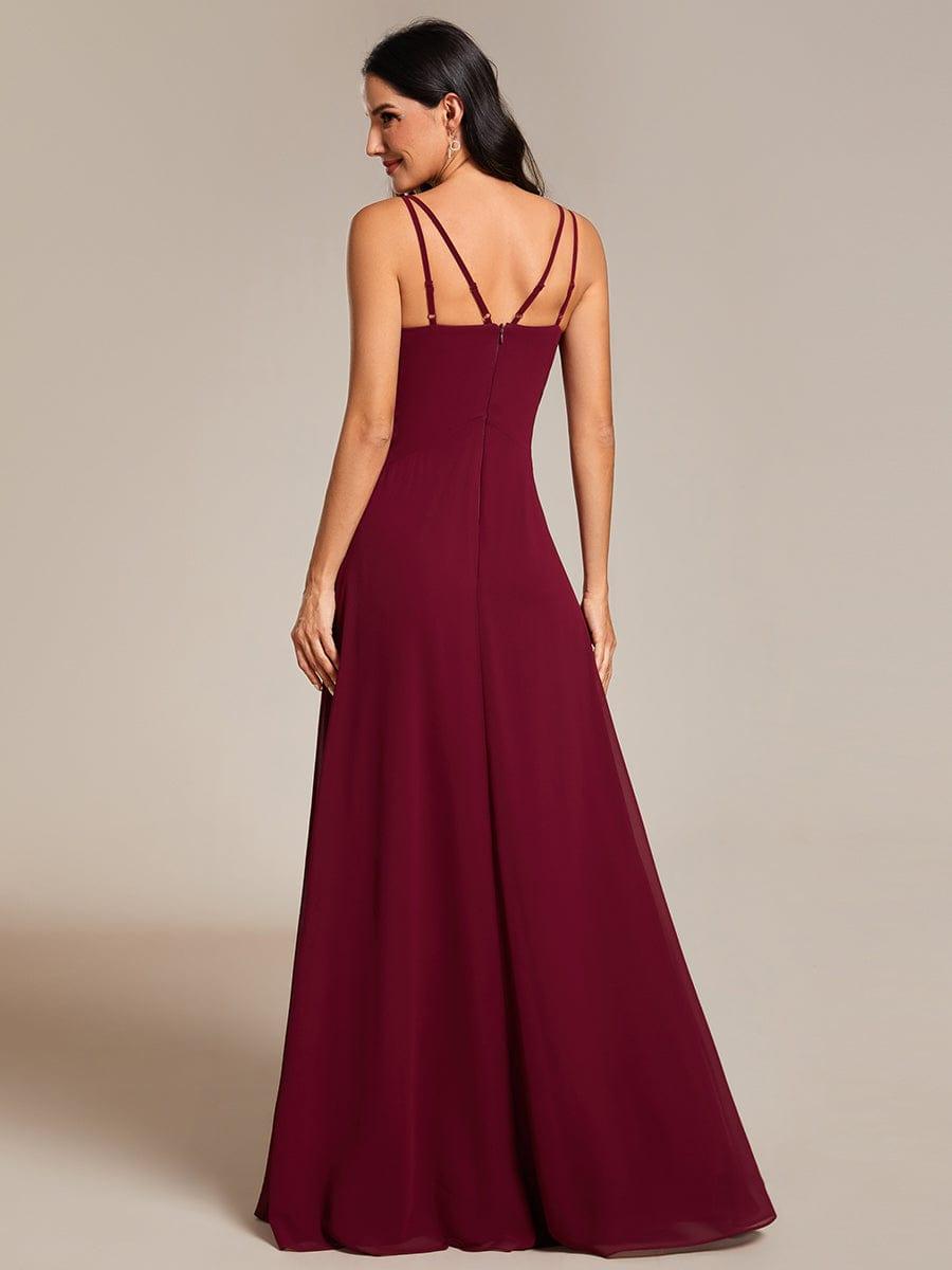 Robe de demoiselle d'honneur plissée chic à bretelles réglables et col en V #Couleur_Bordeaux
