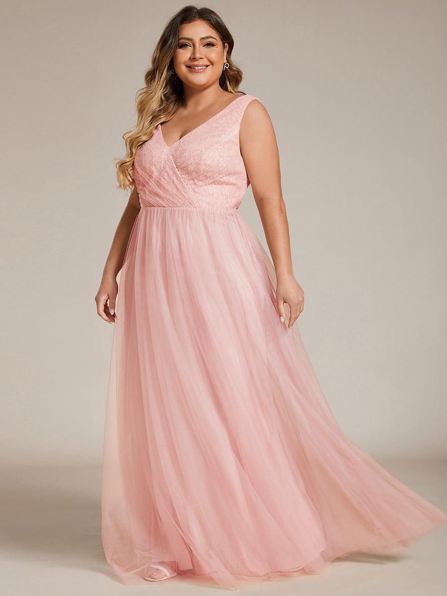 Robe de demoiselle d'honneur élégante en dentelle et tulle grande taille sans manches col en V #Couleur_Rose