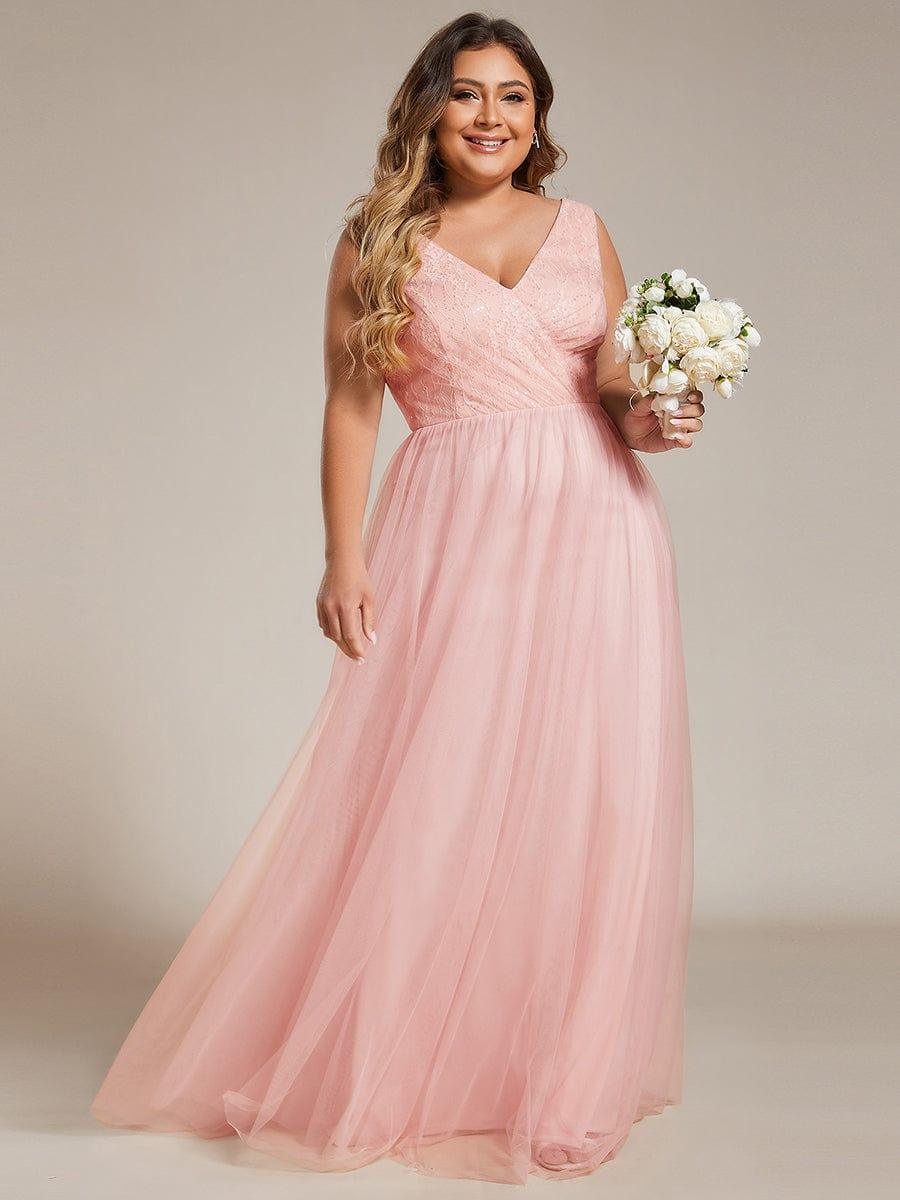 Robe de demoiselle d'honneur élégante en dentelle et tulle grande taille sans manches col en V #Couleur_Rose
