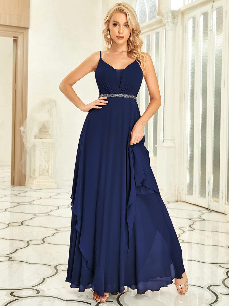 Robe de demoiselle d'honneur en mousseline de soie sans manches à volants à la taille et à col en V ornée de perles #Couleur_Bleu Marine