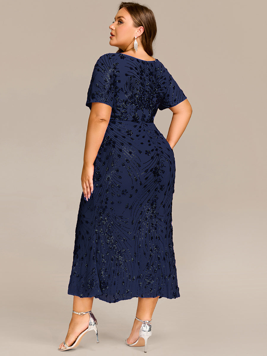 Robe de soirée chic sans bretelles en stretch haut avec détail froncé et col rond longueur midi #Couleur_Bleu Marine