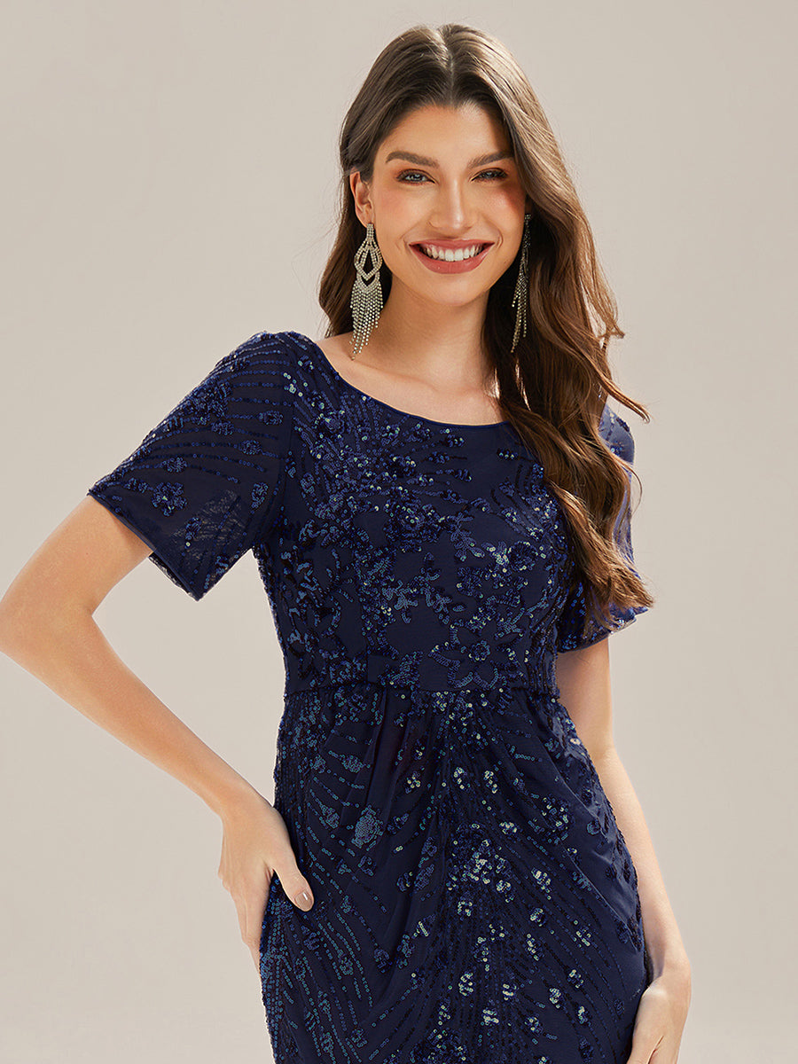 Robe de soirée chic sans bretelles en stretch haut avec détail froncé et col rond longueur midi #Couleur_Bleu Marine