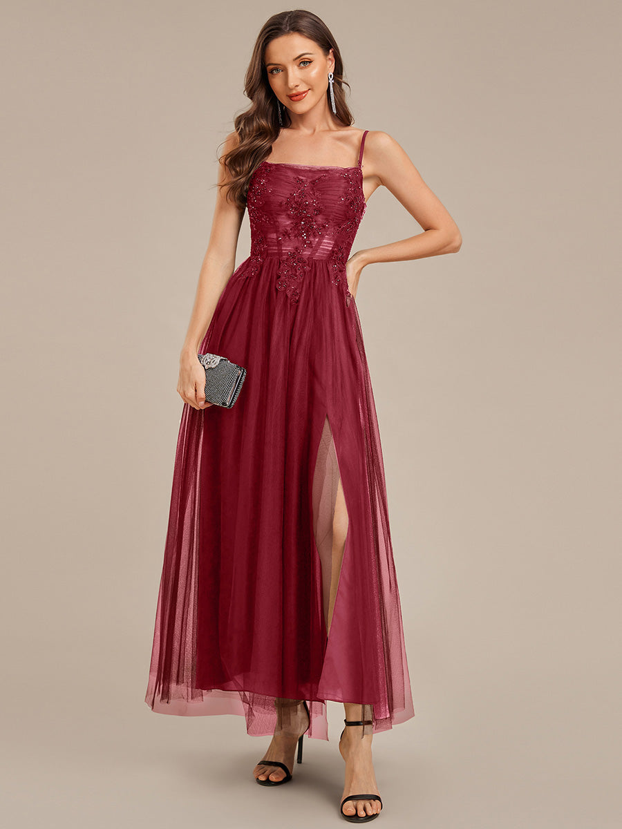 Robe de soirée sans manches en maille appliquée #Couleur_Bordeaux