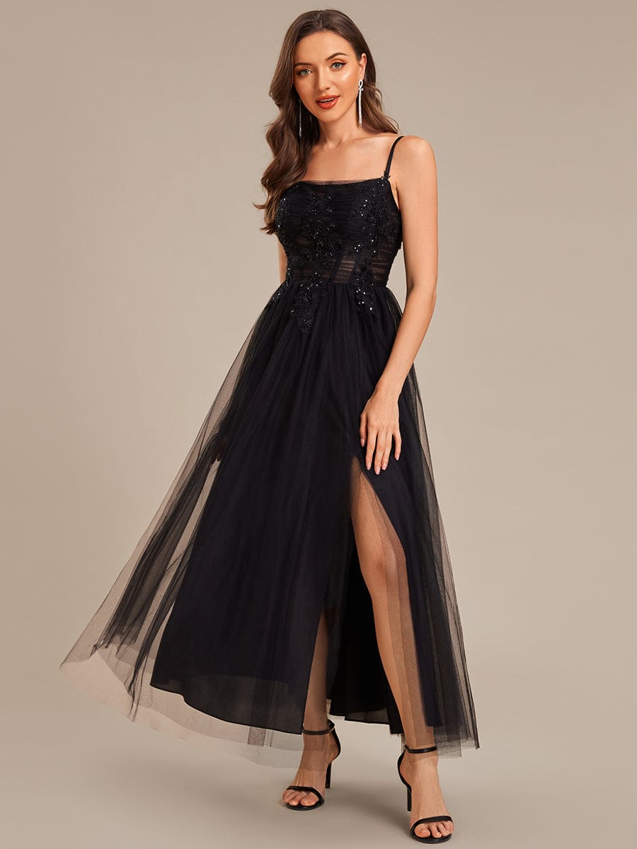 Robe d'invité de mariage trapèze en mousseline fluide à encolure ronde et longueur au genou #Couleur_Noir