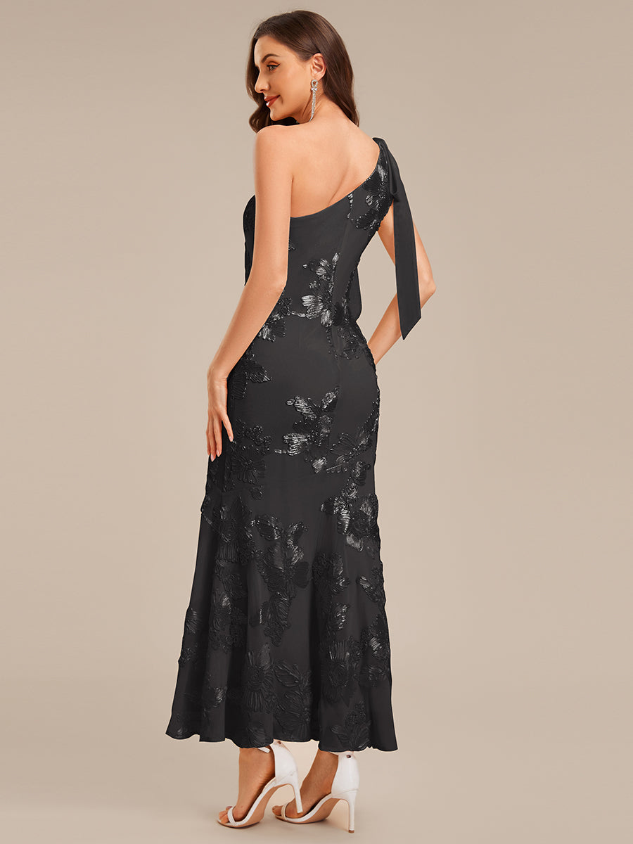 Robe d'invité de mariage trapèze en mousseline fluide à encolure ronde et longueur au genou #Couleur_Noir