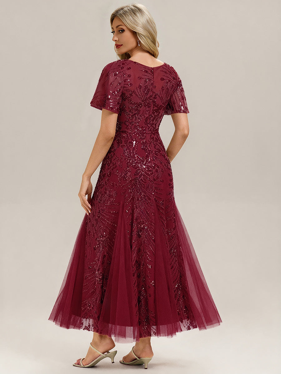 Robe de soirée brodée à paillettes et manches à volants #Couleur_Bordeaux