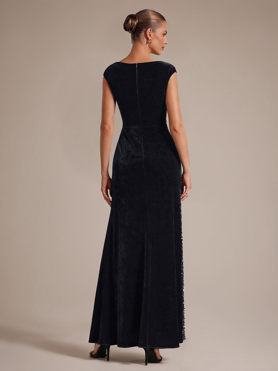 Robe A-Line à sequins maxi avec décolleté carré et manches courtes #Couleur_Noir
