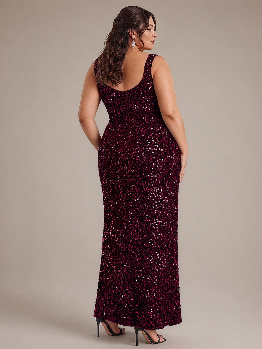 Robe maxi sans manches drapée en sequins avec décolleté carré et ourlet asymétrique #Couleur_Bordeaux