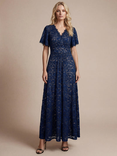 Robe longue à volants en dentelle à manches courtes A ligne