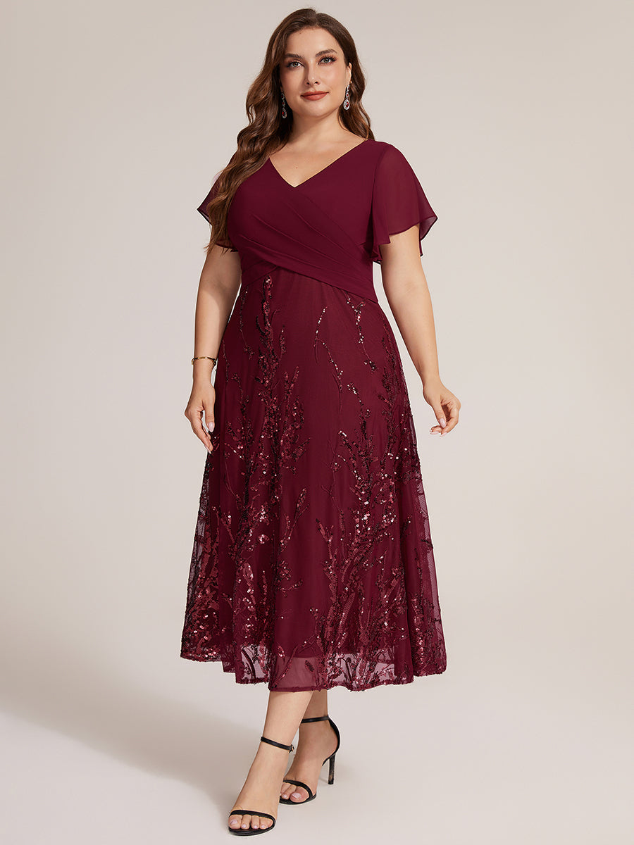 robe en ligne A avec manches courtes décolleté en V sequins longueur thé avec ourlet volanté #Couleur_Bordeaux