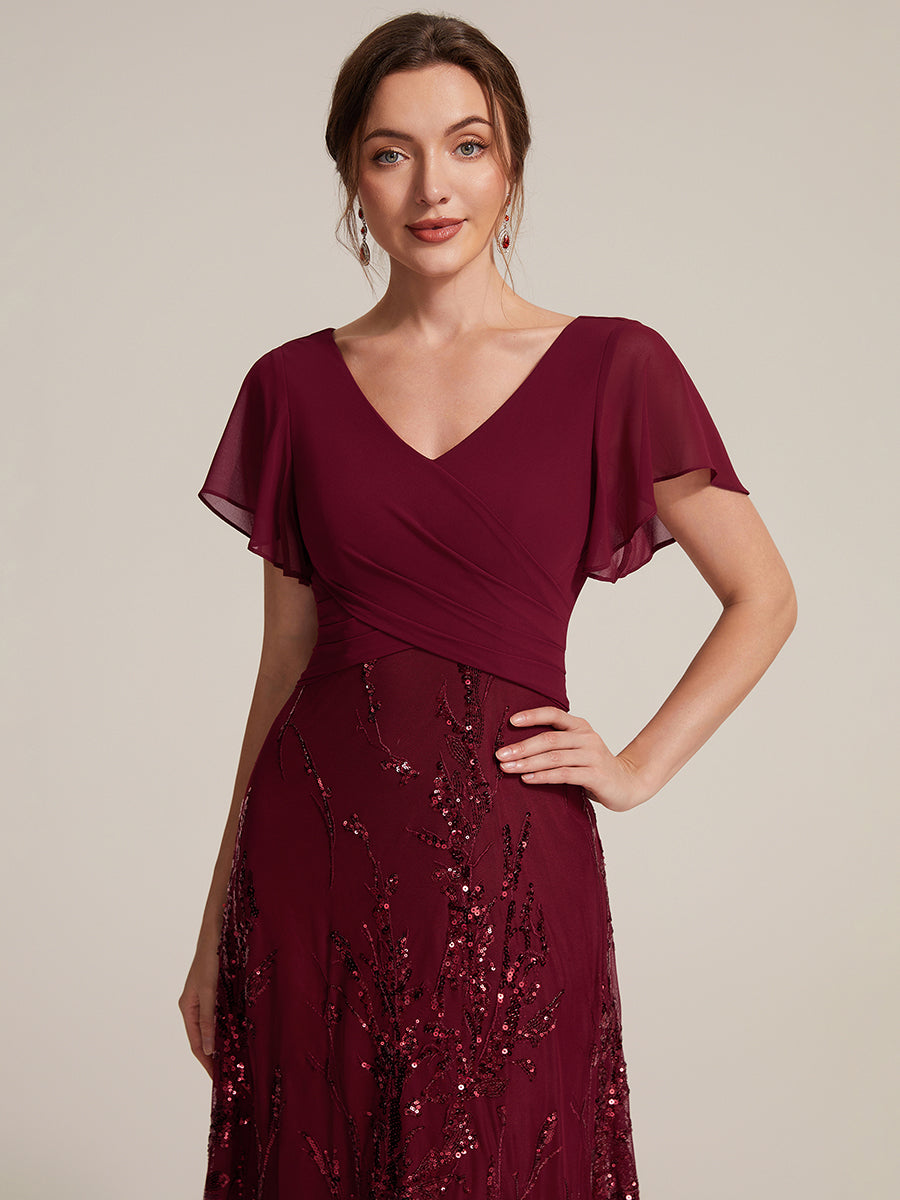 robe en ligne A avec manches courtes décolleté en V sequins longueur thé avec ourlet volanté #Couleur_Bordeaux