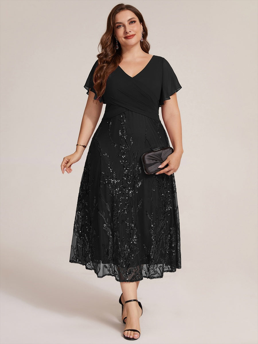robe en ligne A avec manches courtes décolleté en V sequins longueur thé avec ourlet volanté #Couleur_Noir