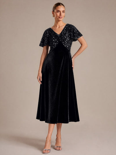Robe de soirée midi en velours à sequins et manches volantées