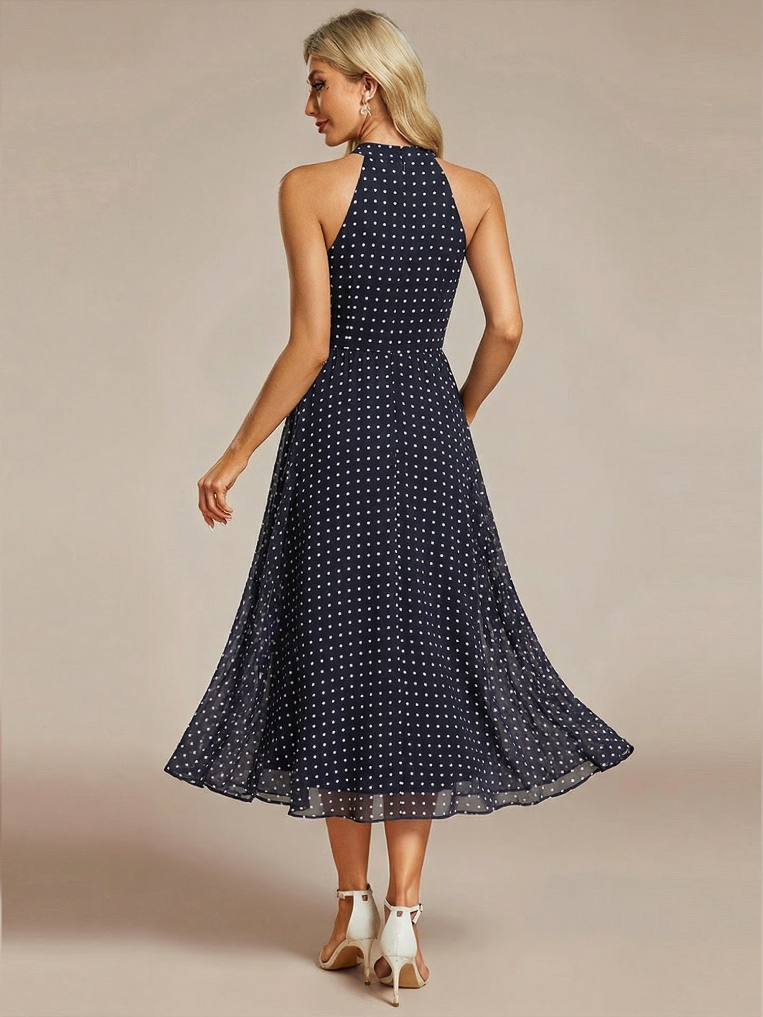 Robe d'invité de mariage mi-longue sans manches et col licou en mousseline de soie #Couleur_Pois Noirs