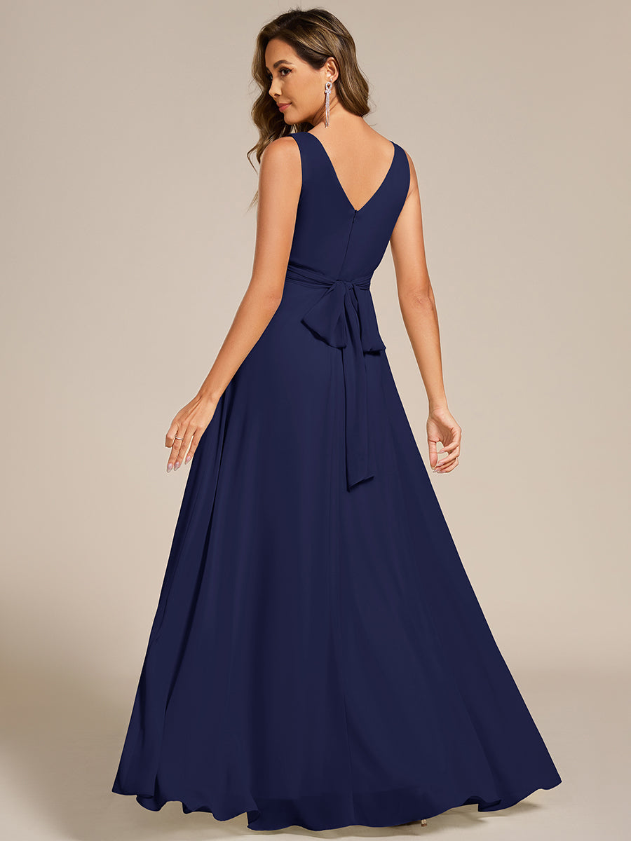 Robe d'invité de mariage trapèze en mousseline fluide à encolure ronde et longueur au genou #Couleur_Bleu Marine