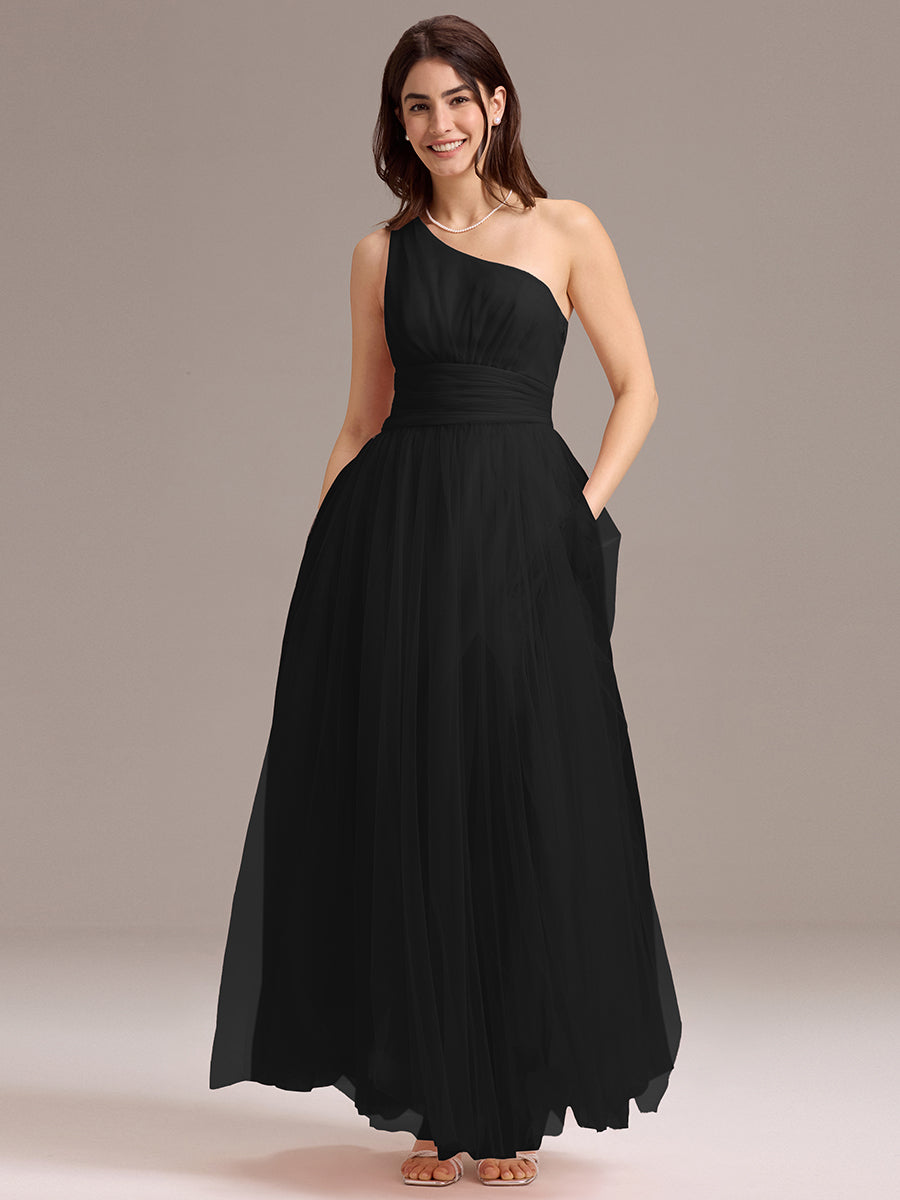 Robe de demoiselle d'honneur trapèze asymétrique en tulle à volants #Couleur_Noir