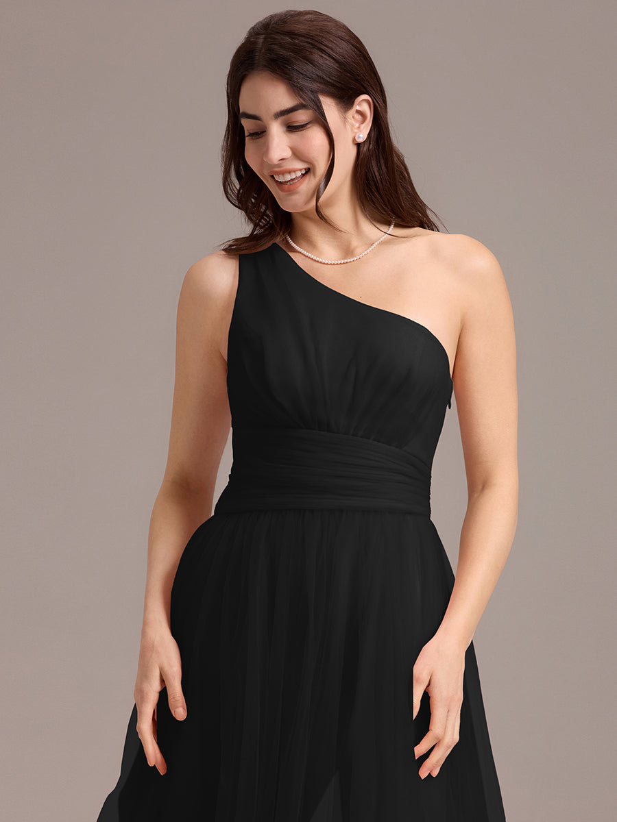 Robe de demoiselle d'honneur trapèze asymétrique en tulle à volants #Couleur_Noir