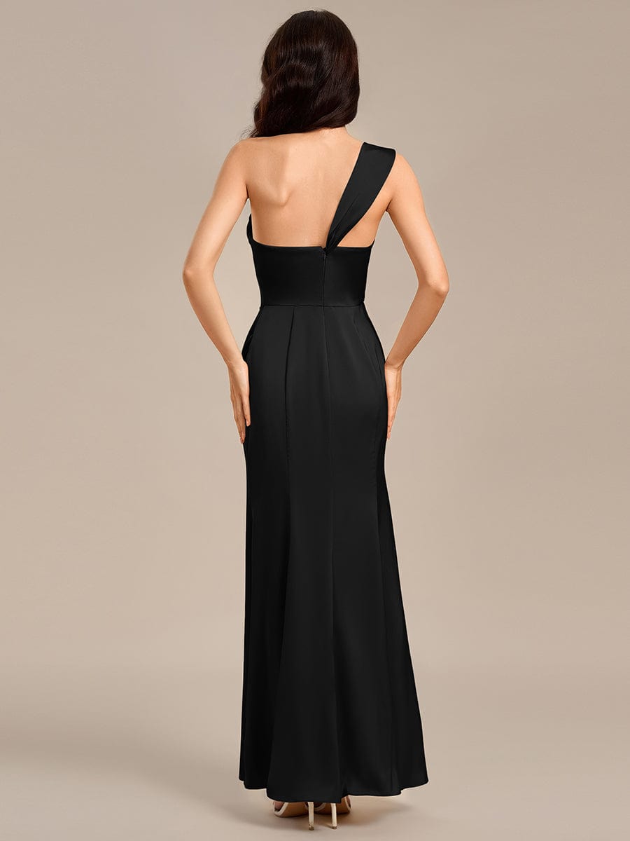 Robe de demoiselle d'honneur sirène en satin à épaules dénudées et fente haute #Couleur_Noir
