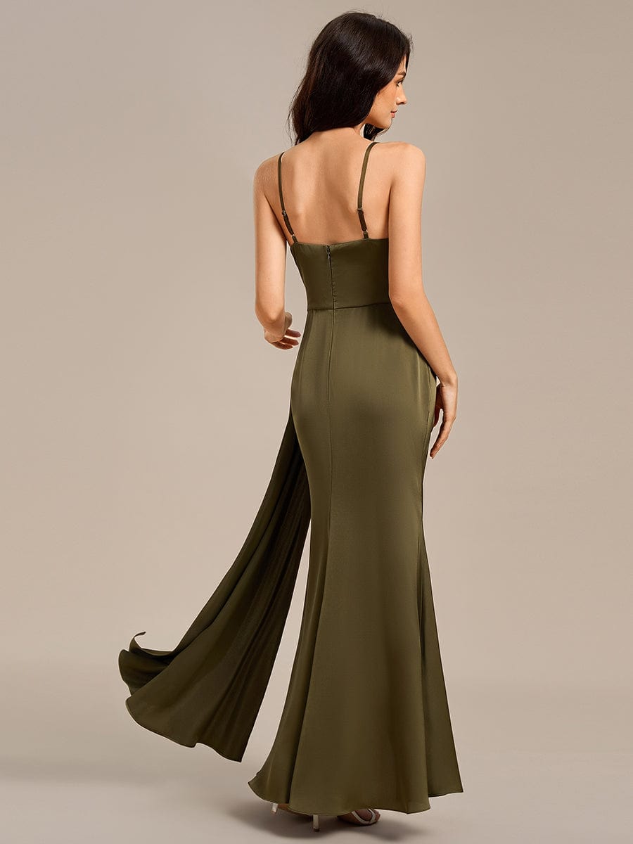 Robe de demoiselle d'honneur sirène en satin à bretelles spaghetti et fente latérale #Couleur_Vert Olive