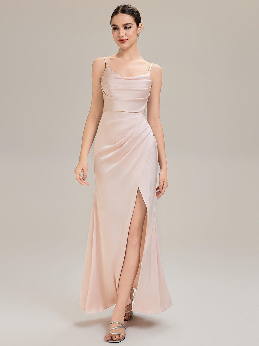 Robe de soirée sans manches à encolure drapée style sirène longueur sol avec bretelles spaghetti réglables tissu non extensible détail froncé #Couleur_Rose