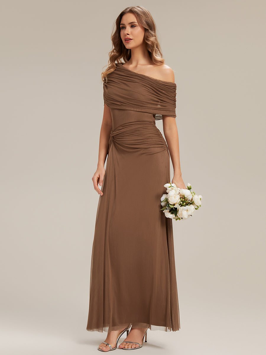 Robe maxi moulante à épaules dénudées et manches courtes avec nœud #Couleur_Brun